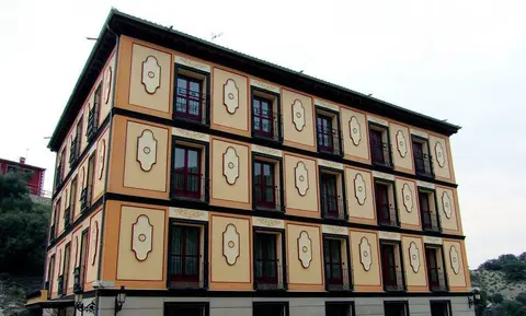 El edificio de cuatro plantas, construido hacia 1892